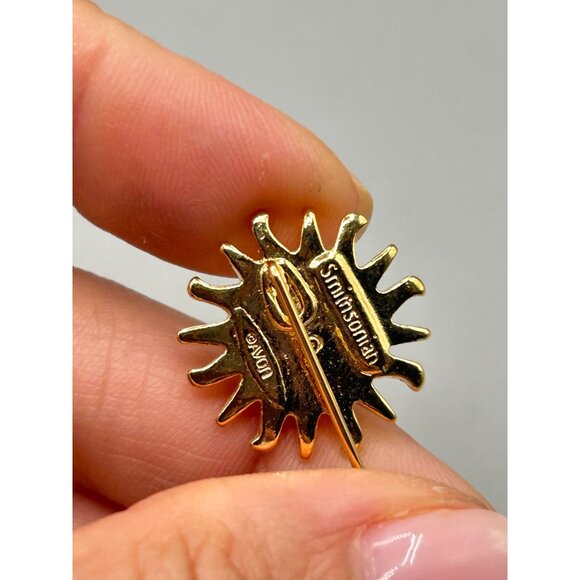 Smithsonian Avon Sunburst Gold Tone Lapel Pin with Mother of Pearl Accent - Picture 3 of 7